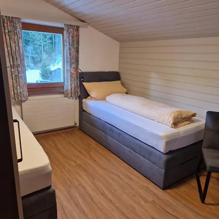 アパート Haus Gabi ノイシュティフト・イム・シュトゥーバイタール